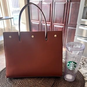 🚨SOLD🚨 Faux Leather Handbag